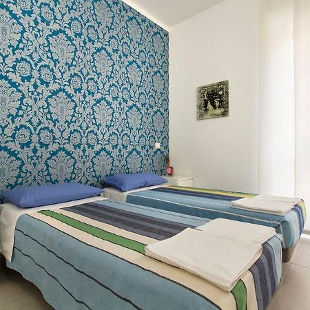 Apartament Famagosta Milano Lägenhet Exteriör bild