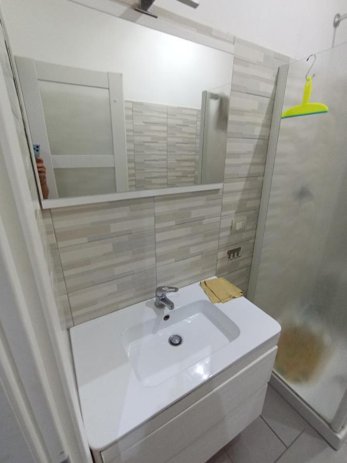 Apartament Famagosta Milano Lägenhet Exteriör bild