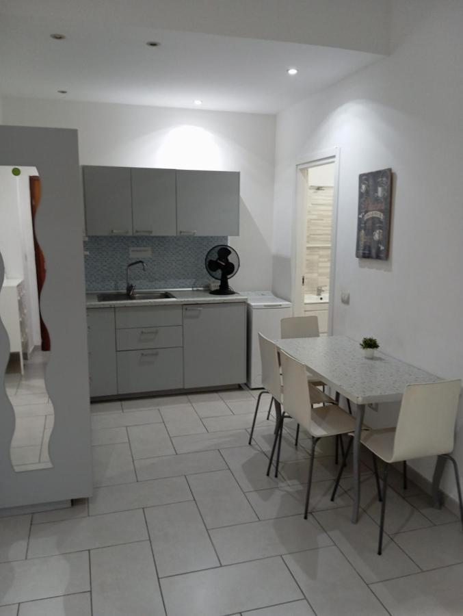 Apartament Famagosta Milano Lägenhet Exteriör bild