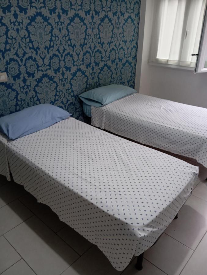 Apartament Famagosta Milano Lägenhet Exteriör bild
